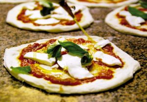 Pizza Napoletan (foto Riccardo Melillo)